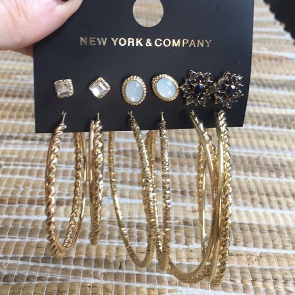 NWT NY&C 6 pair in 1 hoops and posts - Picture 1 of 2